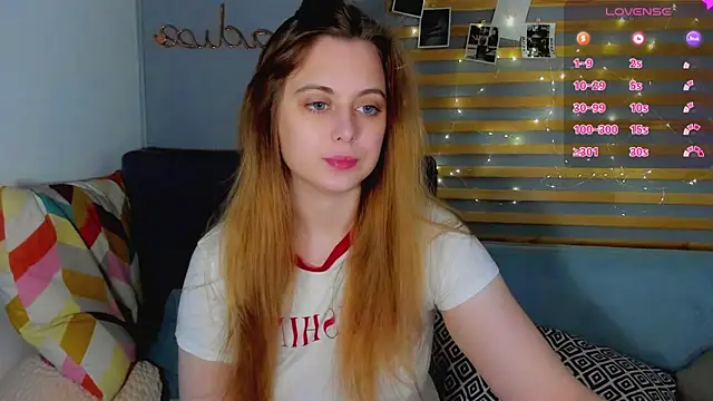 Alice Wanderr online show from February 28, 2:23 am