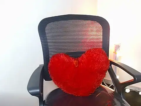 ELIZA 01 online show from February 6, 5:56 am