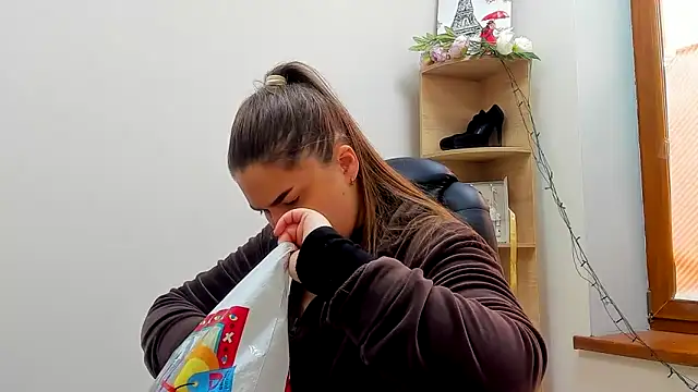 Maddinia online show from February 2, 8:13 am