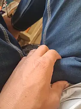 hot---boy1 online show from March 15, 4:18 am