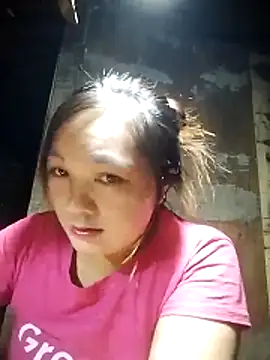 Snapshot of cute-hiphop chatting on March 21, 3:15 pm cute-hiphop online show from March 21, 3:15 pm