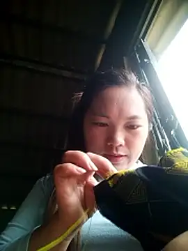 Snapshot of cute-hiphop chatting on March 27, 1:22 am cute-hiphop online show from March 27, 1:22 am