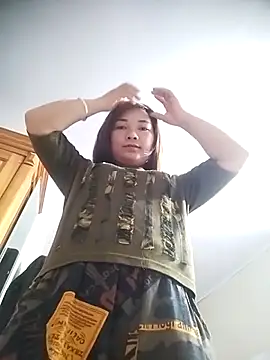 cute-hiphop online show from June 8, 4:46 am
