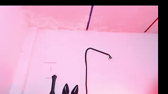 Girl Bondage online show from June 17, 1:45 pm