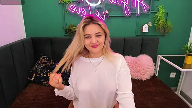 KatieBlossom  online show from February 2, 1:37 am