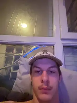 Snapshot of leh31l chatting on February 3, 5:51 pm leh31l online show from February 3, 5:51 pm