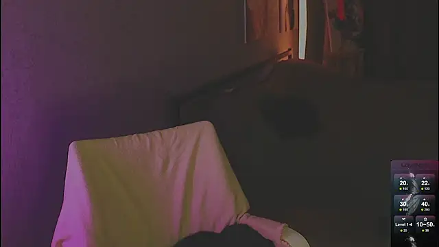 Alisia here online show from February 4, 3:29 pm