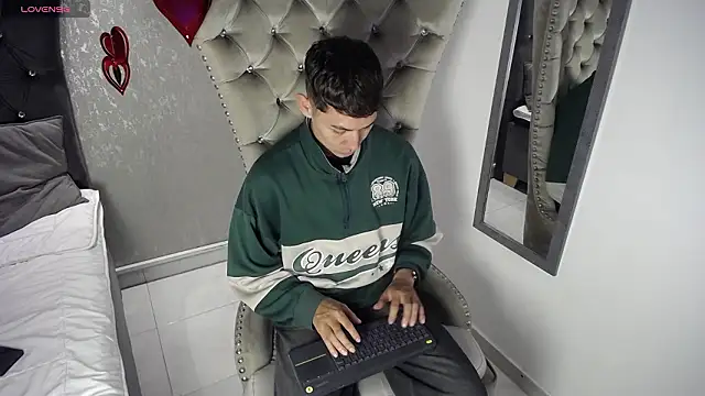 VictorMagnus online show from February 11, 11:54 pm