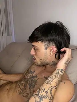 ruffvip online show from March 1, 1:40 am