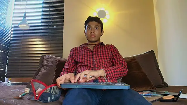 Damon Salvarote S online show from February 14, 7:54 pm