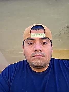 Snapshot of gerlop90 chatting on February 1, 6:50 pm gerlop90 online show from February 1, 6:50 pm