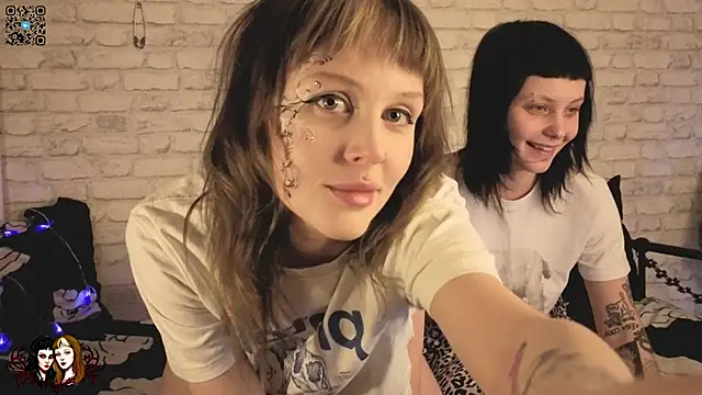 Snapshot of terror_souls chatting on March 14, 6:02 pm terror souls online show from March 14, 6:02 pm