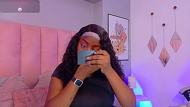 Aitana Oliveira online show from February 10, 8:02 pm