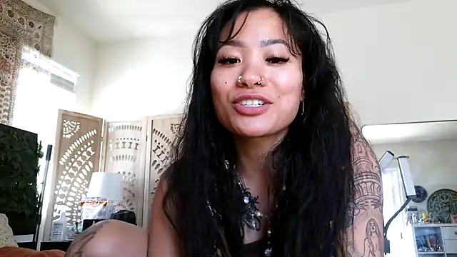 222goddess444you online show from May 12, 6:27 pm