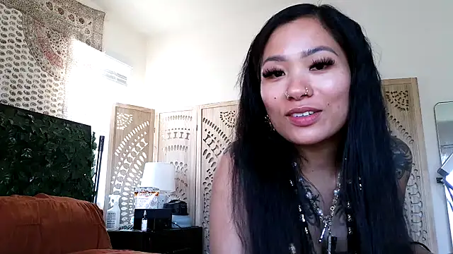 222goddess444you online show from May 21, 12:17 am
