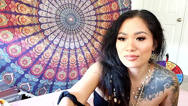 222goddess444you online show from June 4, 10:49 pm