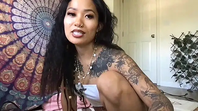 222goddess444you online show from August 1, 9:35 pm