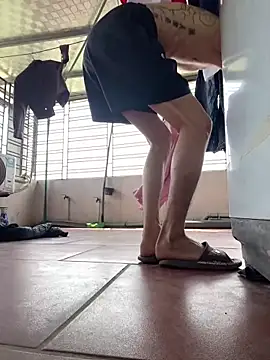 Snapshot of tuncube chatting on March 23, 6:06 am tuncube online show from March 23, 6:06 am