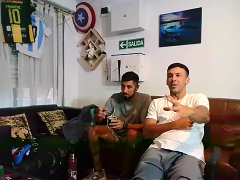 Bluntt55 online show from February 9, 9:41 pm