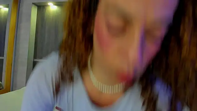 Snapshot of Brynaa chatting on July 15, 5:34 am Brynaa online show from July 15, 5:34 am