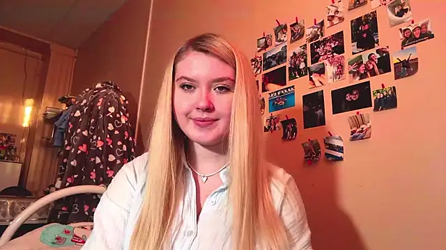 colamy online show from February 5, 1:16 pm