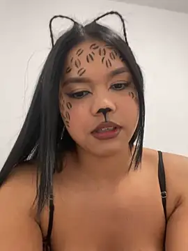 Miaspark25 online show from February 16, 6:04 pm