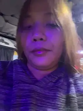 AlexisFawxts online show from February 8, 10:07 am