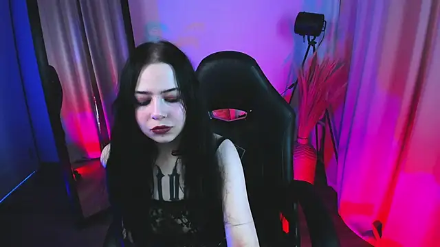 madam inferno online show from March 28, 1:22 pm