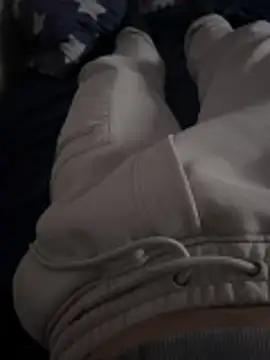 Snapshot of Enzo_2763 chatting on March 18, 6:55 pm Enzo 2763 online show from March 18, 6:55 pm