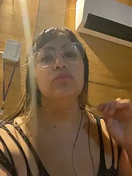 calistrababy online show from February 2, 2:54 am