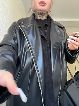 Chiibi online show from March 6, 10:23 am