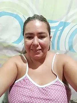 hot girl full online show from February 9, 2:10 pm