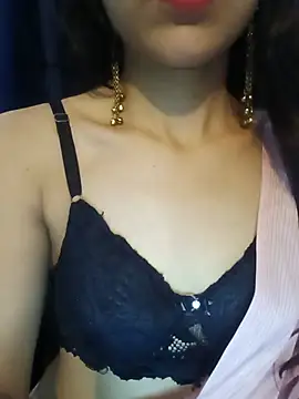 Saxy bhabhi79 online show from July 29, 4:49 pm