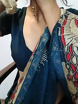 Saxy bhabhi79 online show from July 30, 5:23 pm