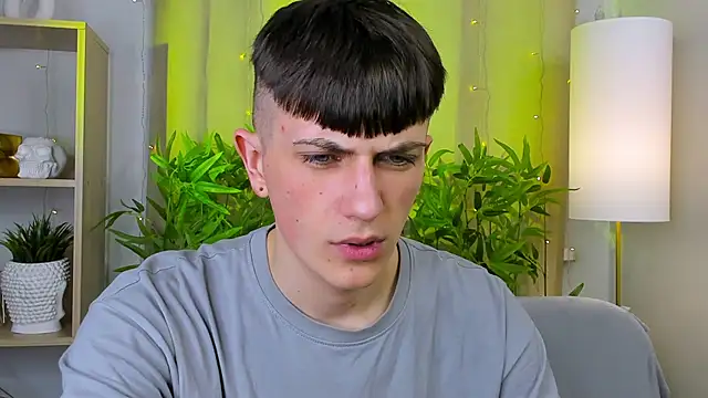 Rony Joy online show from April 5, 8:50 pm