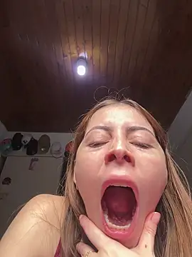 lilasun17 online show from April 13, 6:13 pm