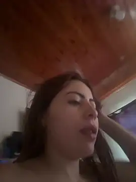 lilasun17 online show from April 20, 4:43 pm