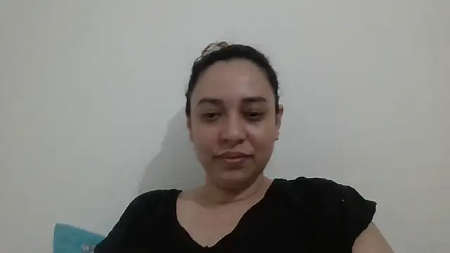 risitos23 online show from July 4, 6:52 am
