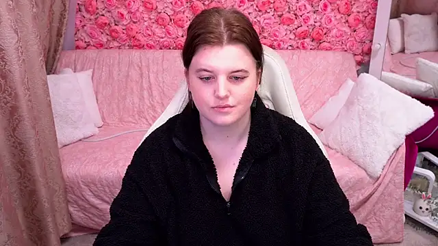 KristiFoxy online show from March 1, 6:15 am