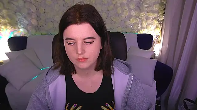 KristiFoxy online show from May 29, 6:39 pm