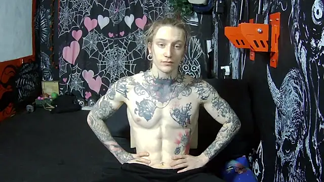 Elven Damocles online show from February 9, 2:21 pm