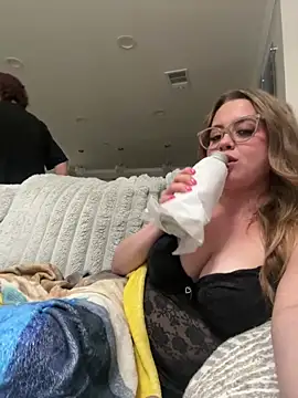 xxlivecouple online show from February 15, 3:03 am