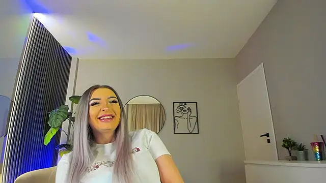 MissObsidian online show from February 9, 9:08 pm