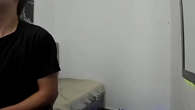 Snapshot of _1DERECK chatting on March 6, 9:06 am 1DERECK online show from March 6, 9:06 am