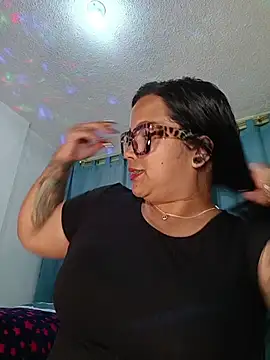 LuanaLeon online show from February 20, 3:25 am