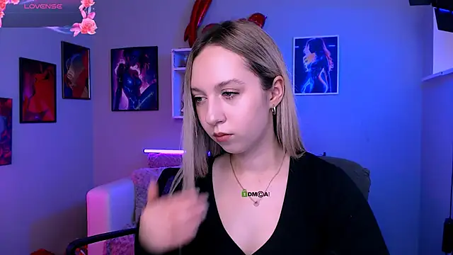 tiffani murr online show from March 30, 9:32 am