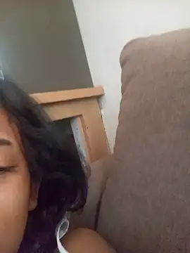 loveofpetitegirls34 online show from July 21, 2:52 pm