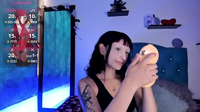 Gemma honey online show from May 22, 2:33 pm