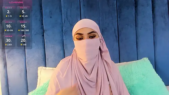 fatimarab   online show from March 7, 3:36 am