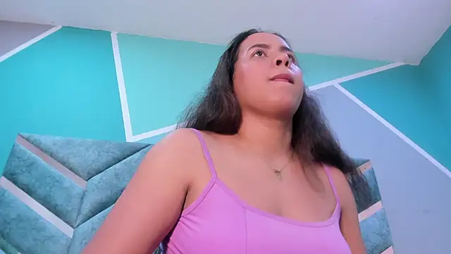 MelanysmithH online show from February 3, 7:30 pm